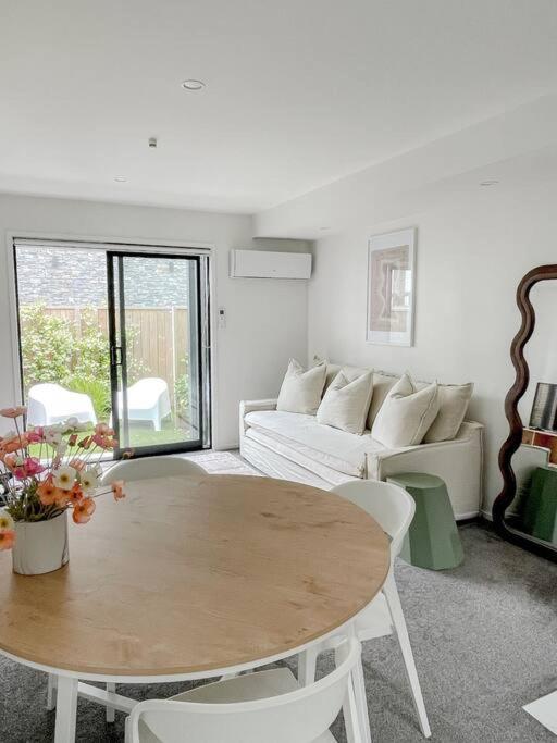 Hagley Park Townhouse Apartment Крайстчърч Екстериор снимка